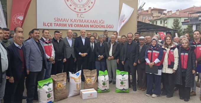 Simav’da Çiftçilere Büyük Destek: Tohum Dağıtımı Gerçekleştirildi