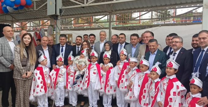Simav’da Toplu Sünnet Töreninin Açılışı ve büyük hayır  Gerçekleştirildi.
